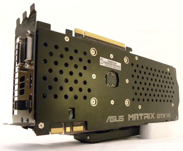 Обзор ASUS MATRIX GTX 580 Platinum