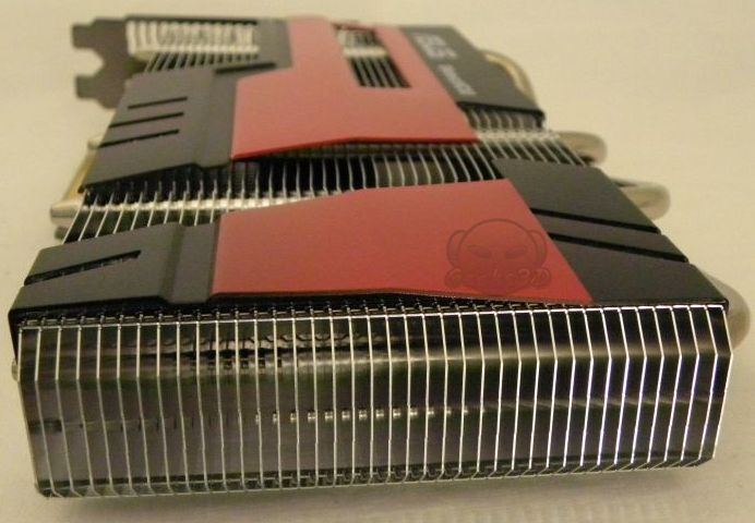 ASUS Radeon HD 6770 DirectCU Silent