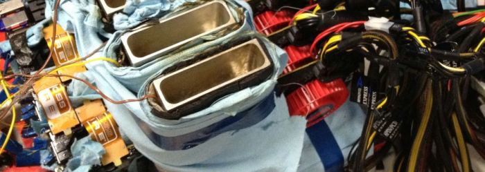 Radeon HD 7970 Quad CrossFire, LN2 cooling