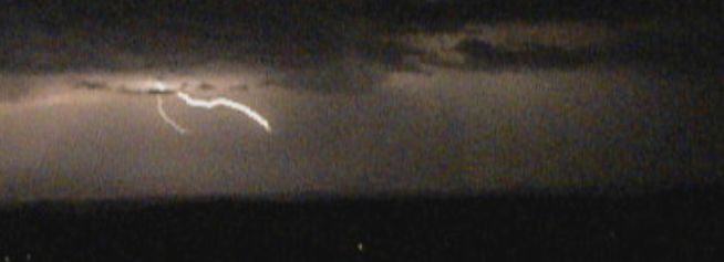 Lightnings, eclairs, Neuchatel