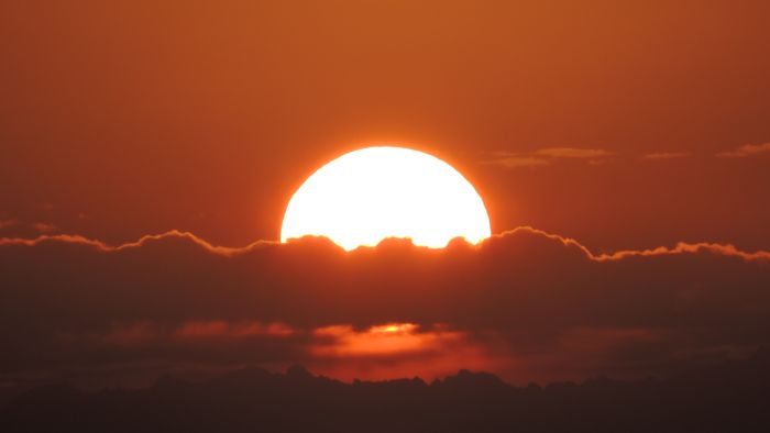 Sunrise, Neuchatel, October 2012, by JeGX