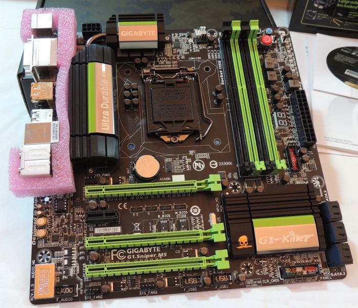 Gigabyte G1.Sniper M5 Z87 Motherboard Unboxing
