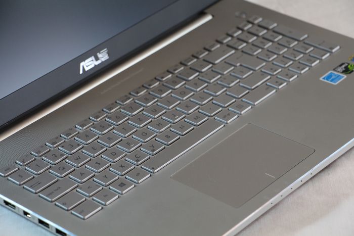 ASUS N550JK Notebook PC Review