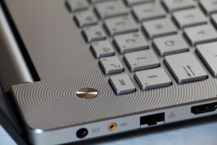ASUS N550JK Notebook PC Review