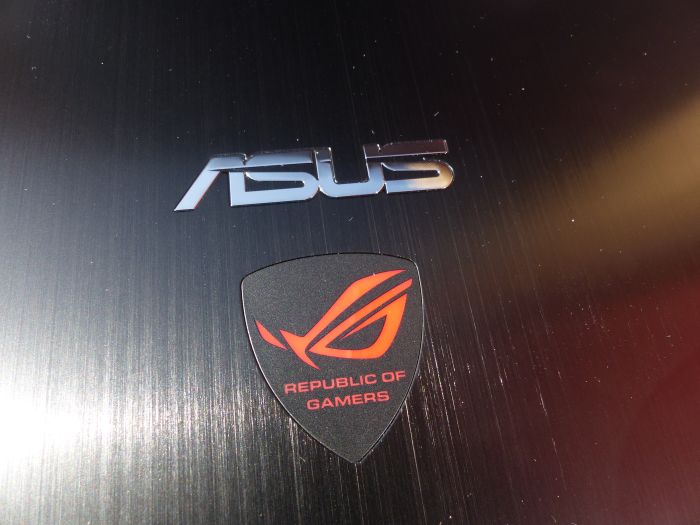 ASUS G551JW gaming notebook