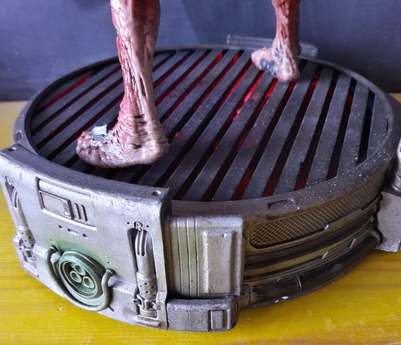 DOOM Collector's Edition: the Revenant Statue
