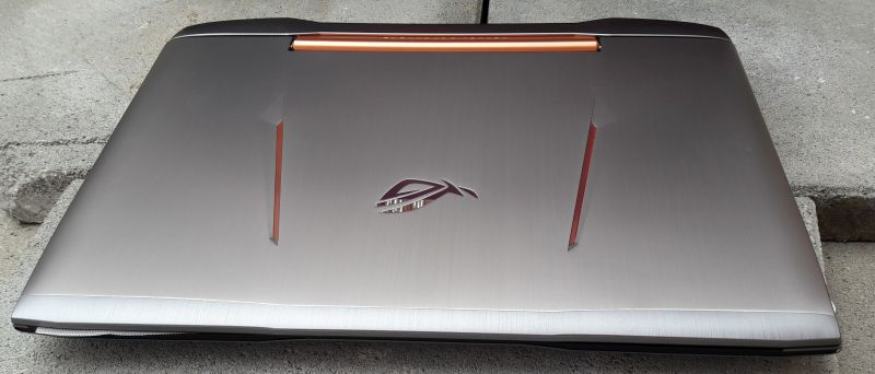 Máy tính xách tay chơi game ASUS ROG G752VY