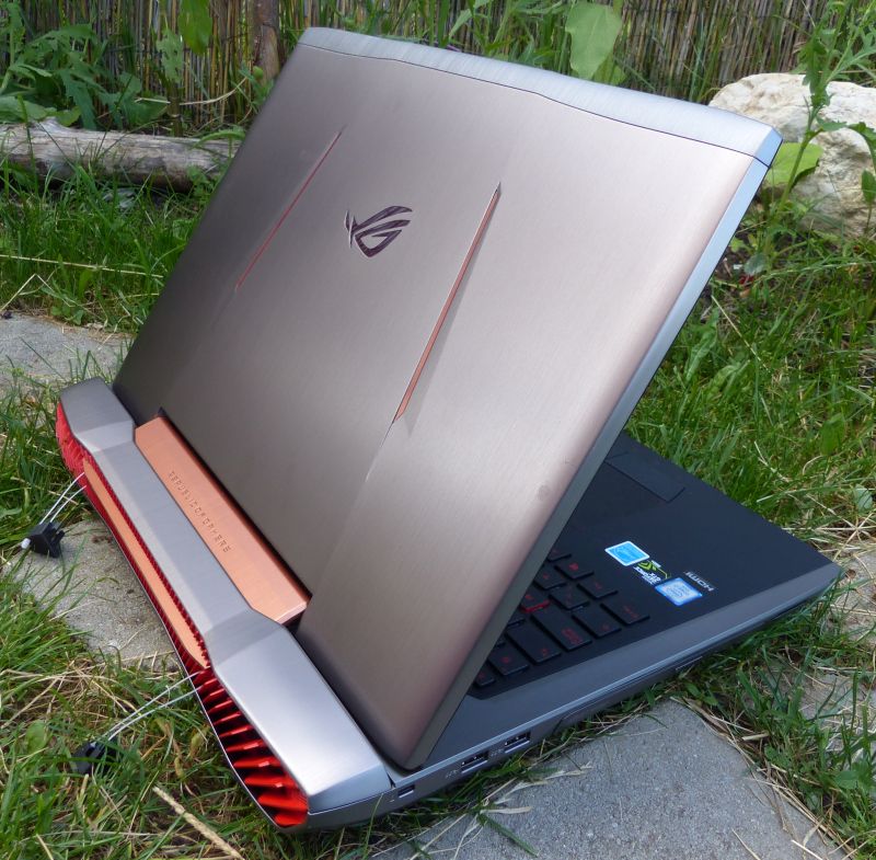 Máy tính xách tay chơi game ASUS ROG G752VY