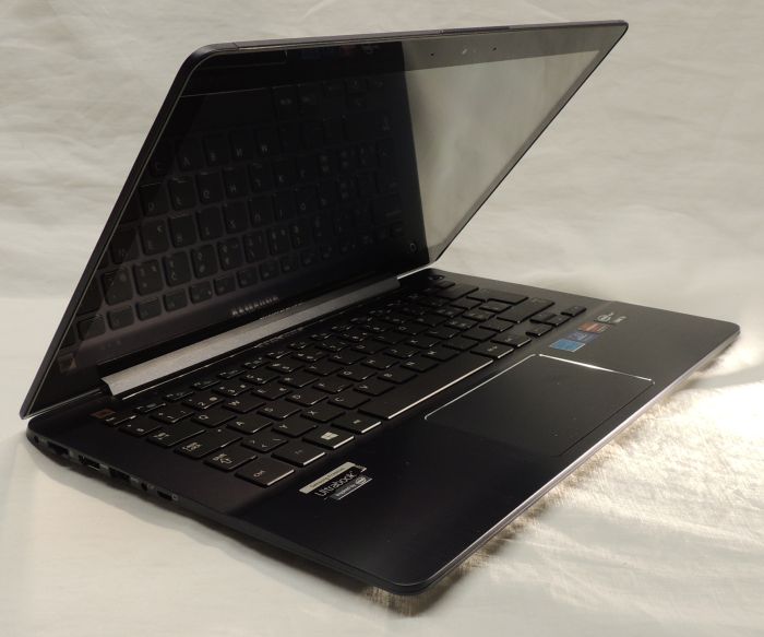 Samsung Ultrabook NP740U3E (ATIV Book 7) Review