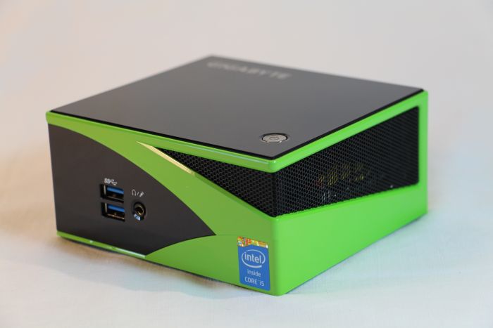 GIGABYTE BRIX GTX 760 Compact Gaming PC Kit Review (GB-BXi5G-760)